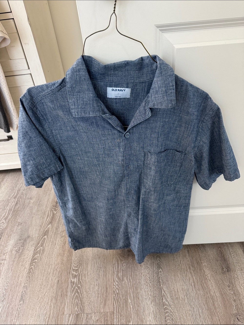 Old Navy Men's Short-Sleeve Camp Shirt - Denim Blue